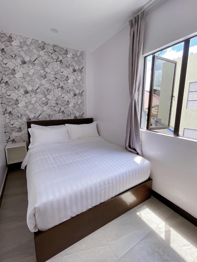Hotel Decentraland Κουάλα Τερενγκάνου Εξωτερικό φωτογραφία