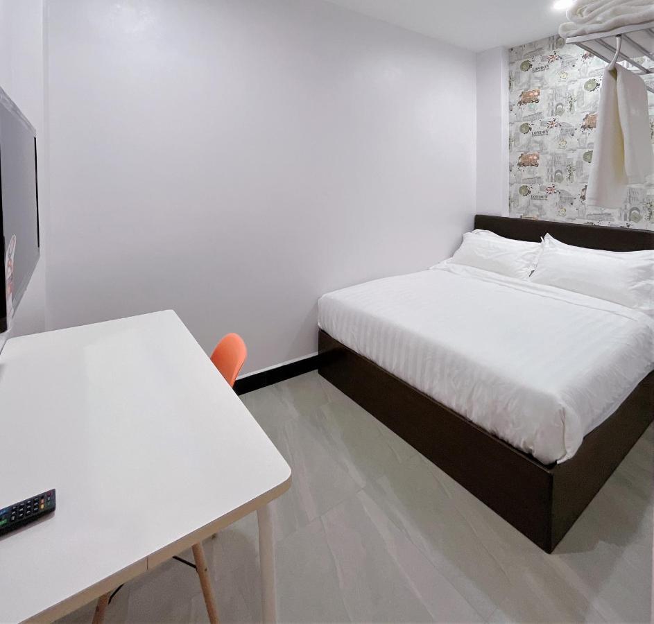 Hotel Decentraland Κουάλα Τερενγκάνου Εξωτερικό φωτογραφία